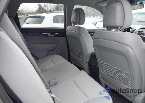 2013 Kia Sorento Lx z USA, uszkodzony, nr VIN 5XYKT4A16DG359450